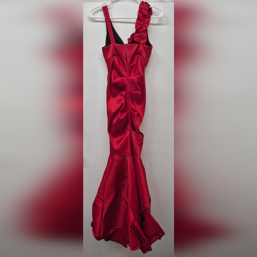 Red One-Shoulder Ruching Mermaid Prom Dress - Picture 3 of 4